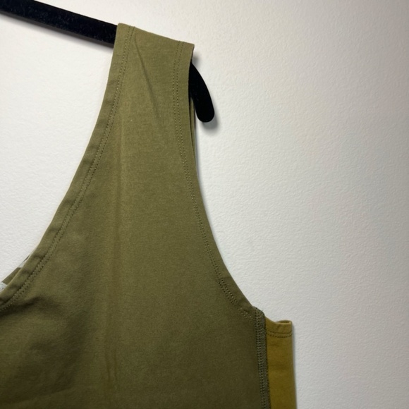 Cleo + Wolf Women's One Shoulder Tank Top Green Western Stretch Graphic Sz Large - Picture 8 of 12